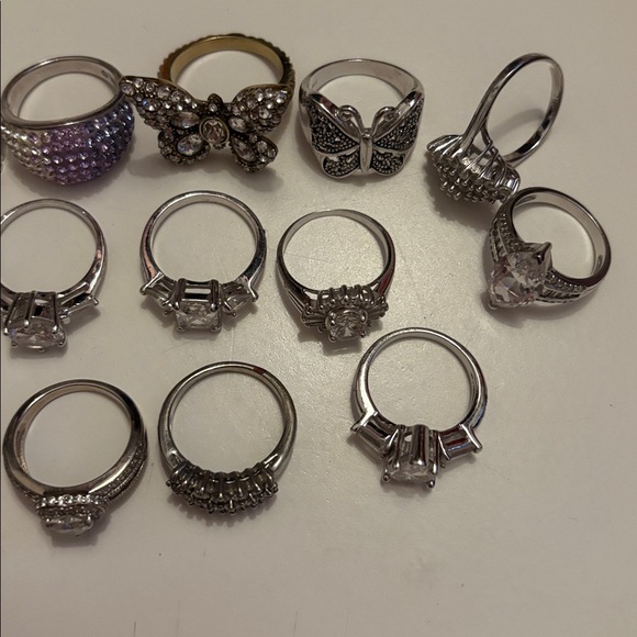 Costume jewelry lot / rings - Picture 6 of 6